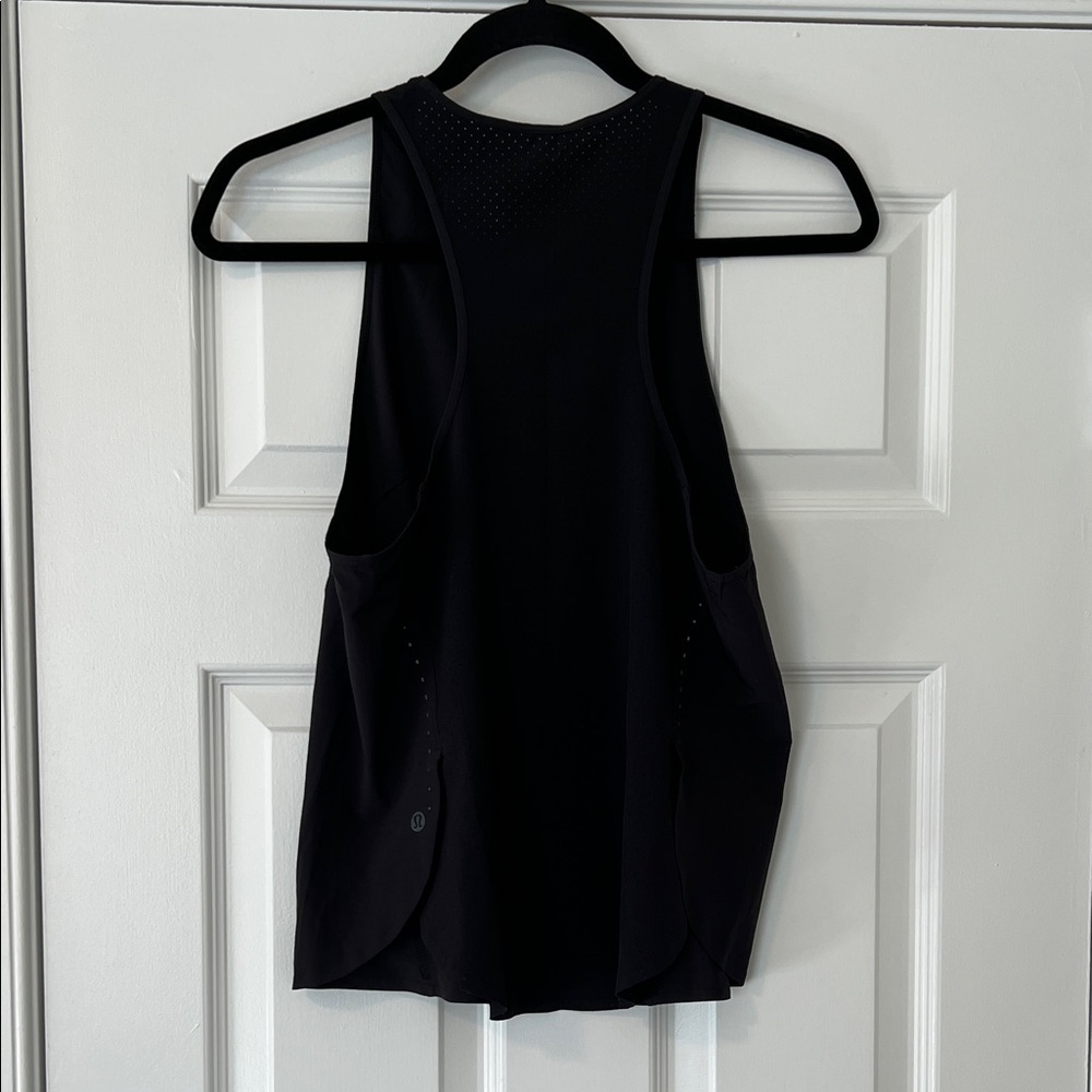Lululemon Women’s Black Flowy Workout Tanktop